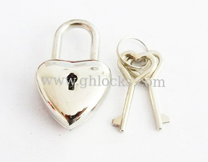 China Zinc alloy Small Heart Shaped Locks supplier